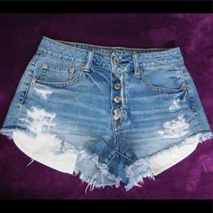 Button-Fly American Eagle Shorts💙